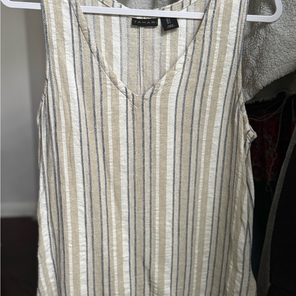 Tahari Cream Sleeveless Tank Top